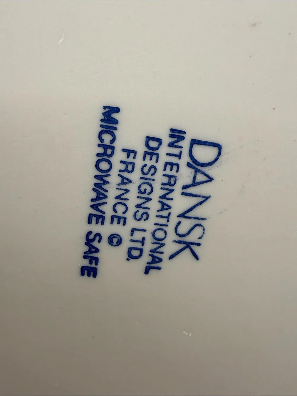 Dansk elegant white